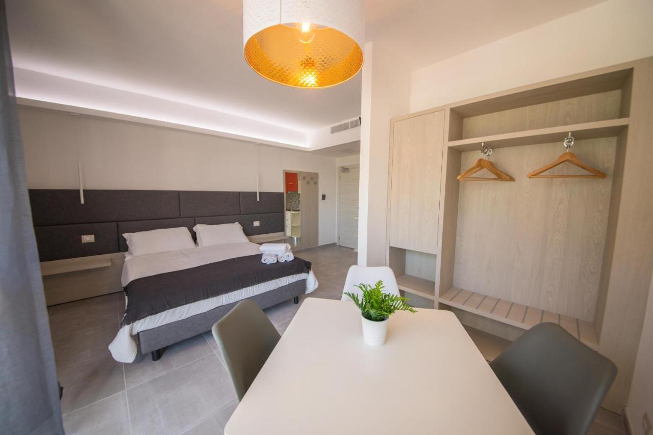 Residence Cristine ริวาเดลการ์ดา ภายนอก รูปภาพ