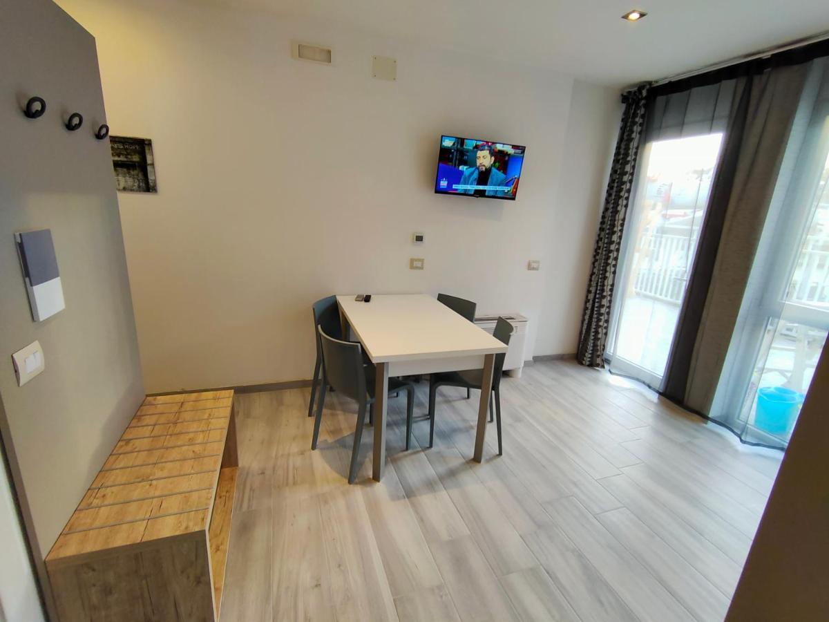 Residence Cristine ริวาเดลการ์ดา ภายนอก รูปภาพ