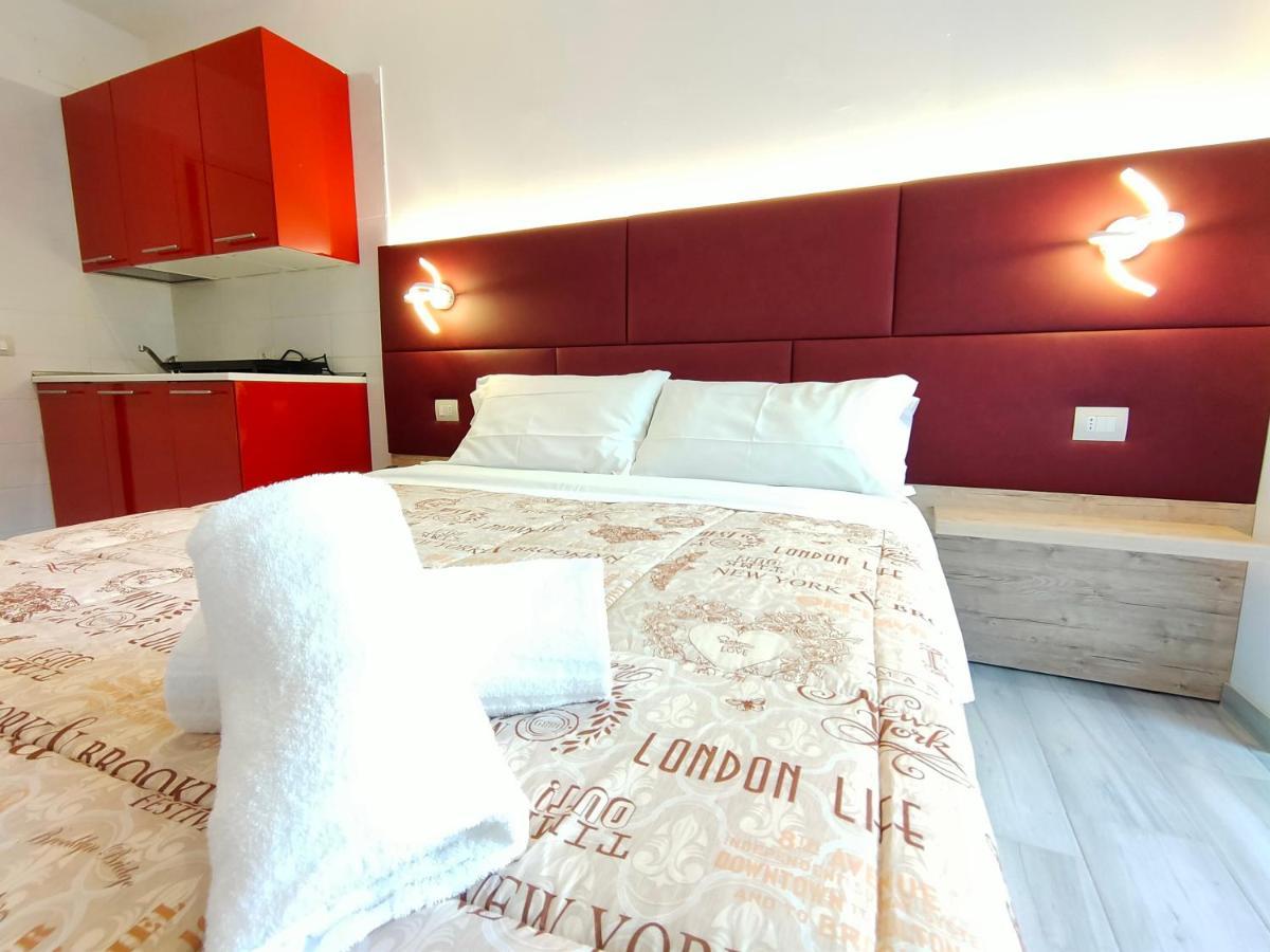 Residence Cristine ริวาเดลการ์ดา ภายนอก รูปภาพ